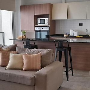 Hermoso Departamento Muy Bien Ubicado, Cercano Calle Aristides